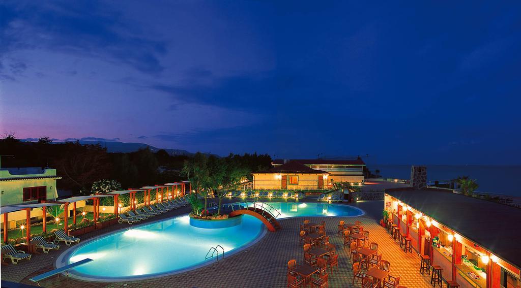 Trevi Village Кампора-Сан-Джованни Экстерьер фото