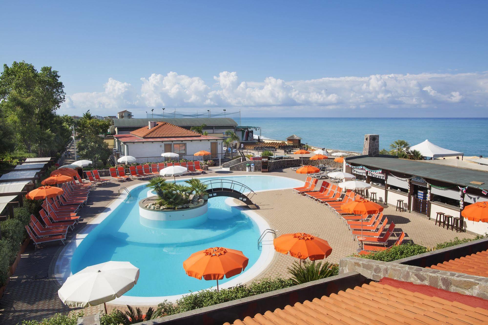 Trevi Village Кампора-Сан-Джованни Экстерьер фото